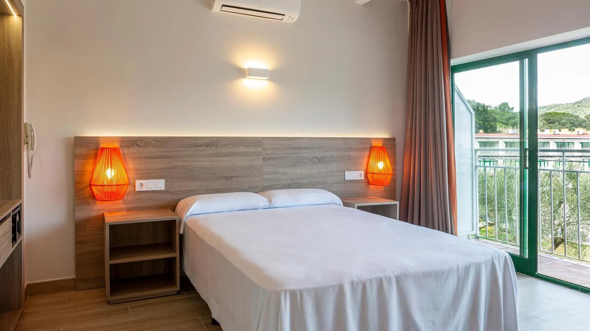Medplaya Aparthotel Sant Eloi Tossa de Mar Spain