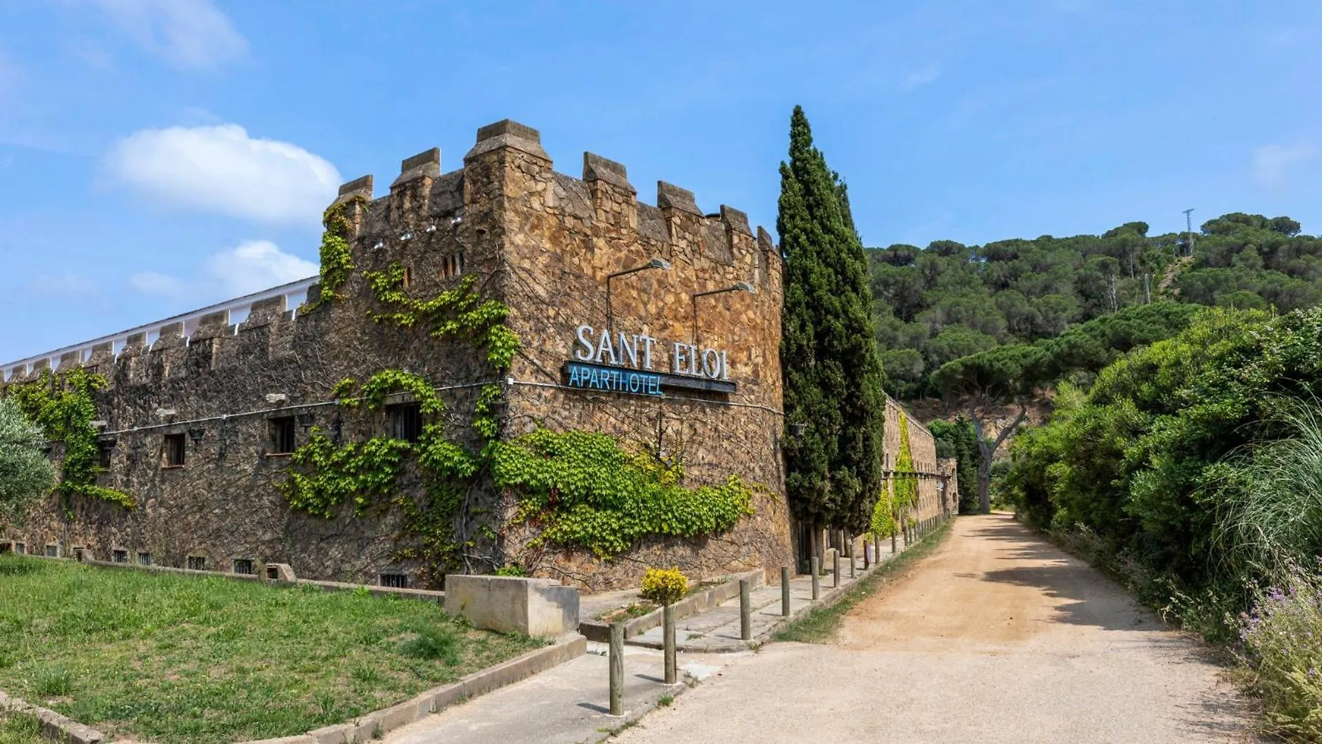 Medplaya Aparthotel Sant Eloi Tossa de Mar Spain