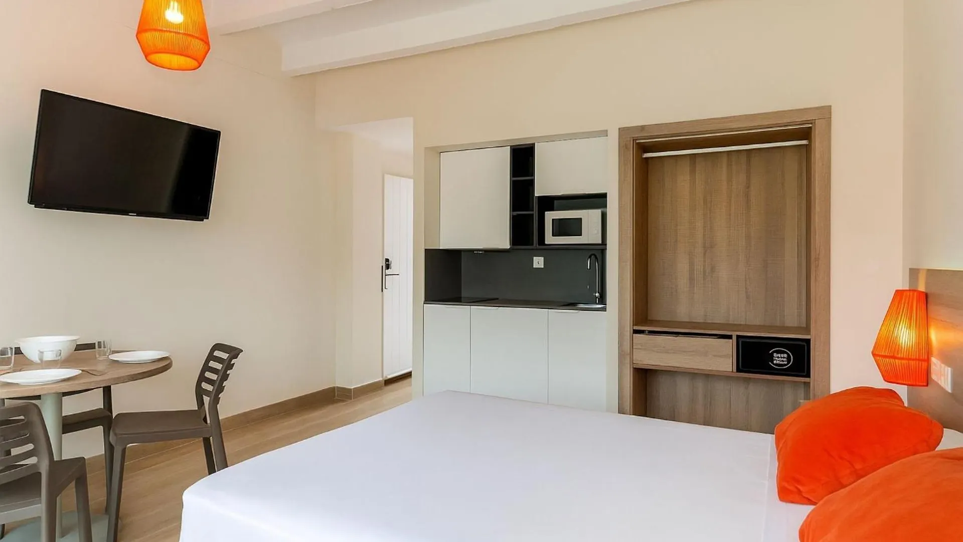 Medplaya Aparthotel San Eloy Tossa de Mar