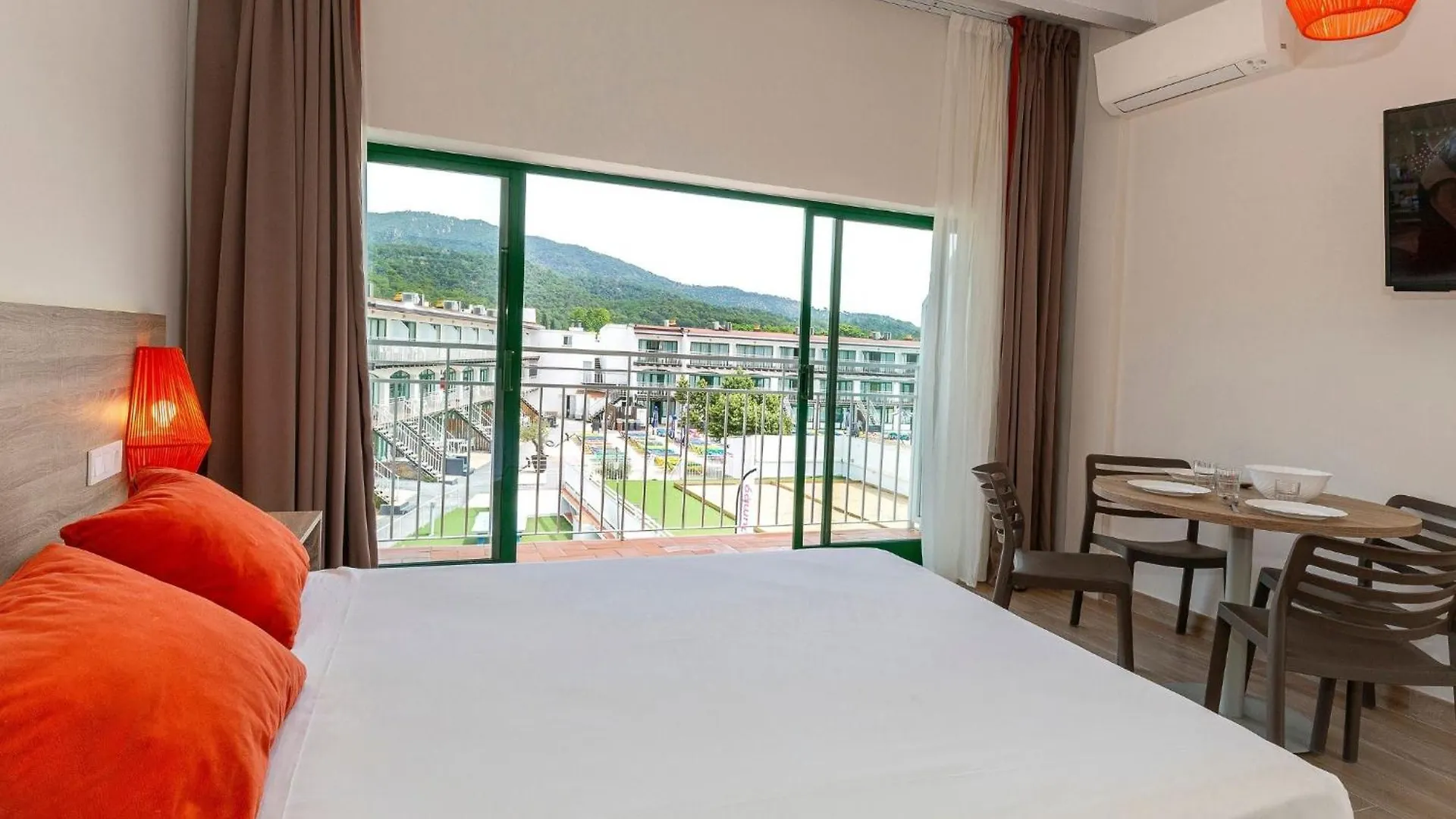 ***  Medplaya Aparthotel Sant Eloi Tossa de Mar Spain