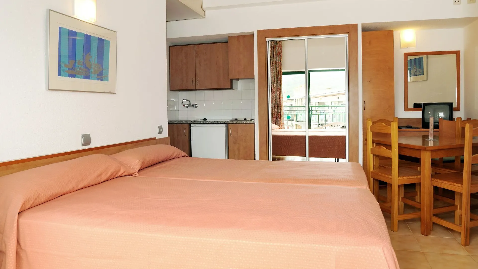 Medplaya Aparthotel Sant Eloi Tossa de Mar 3*,