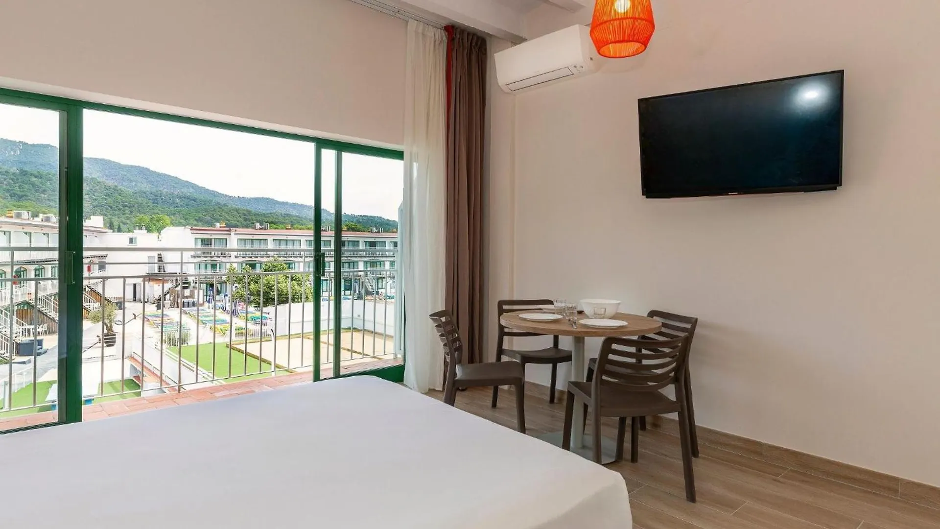 ***  Medplaya Aparthotel Sant Eloi Tossa de Mar Hiszpania